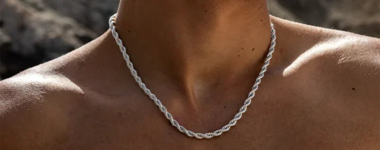Cainte Necklaces